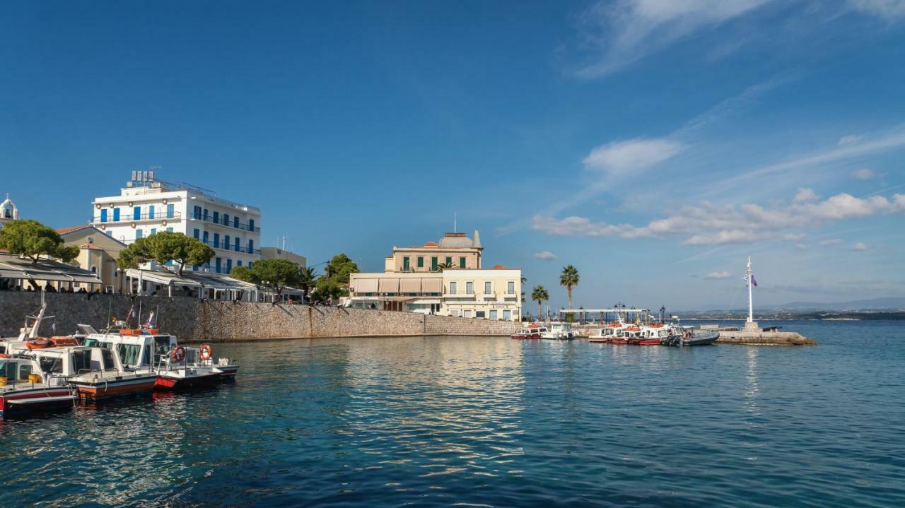 Porto Vecchio Luxury Suites Спетсес Экстерьер фото