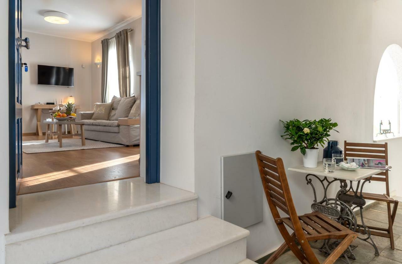 Porto Vecchio Luxury Suites Спетсес Экстерьер фото