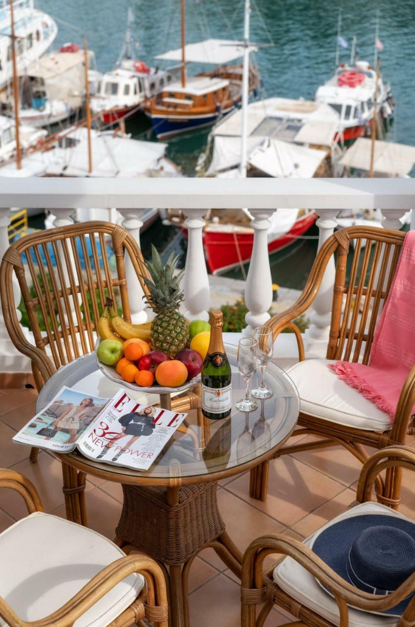 Porto Vecchio Luxury Suites Спетсес Экстерьер фото